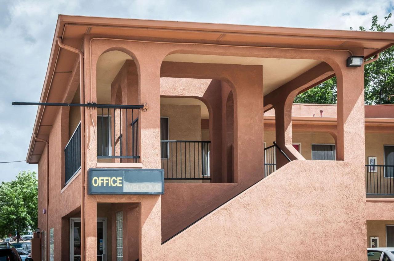 Econo Lodge Midtown Albuquerque Zewnętrze zdjęcie