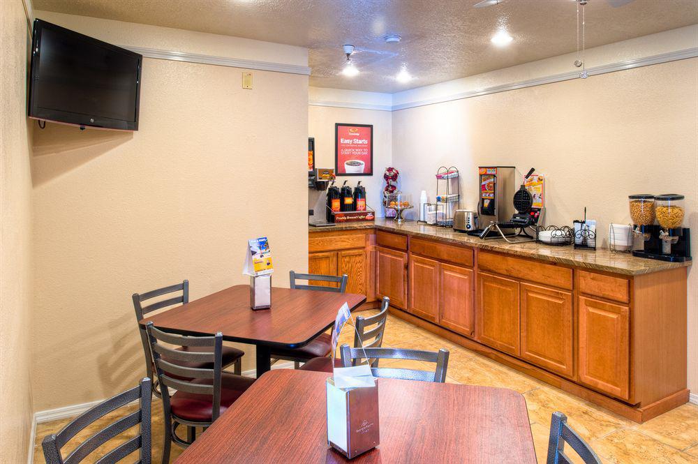 Econo Lodge Midtown Albuquerque Zewnętrze zdjęcie